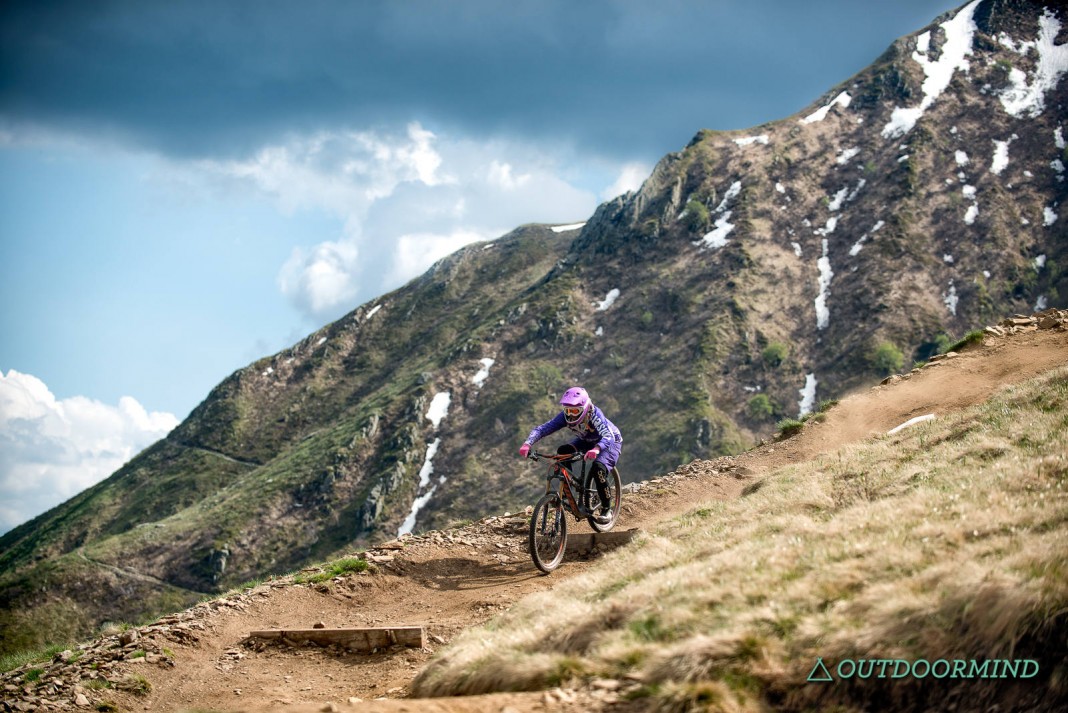 140516-140518_Tessin-Das-Genius-LT-700-tuned-macht-auch-eine-gute-Figur-bei-Downhillstrecken-wie-am-Monte-Tamaro-Copyright-Outdoormind Das Genius LT 700 tuned macht auch eine gute Figur bei Downhillstrecken wie am Monte Tamaro
