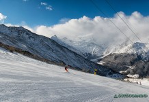 Familienfreundliche Skigebiete in den Alpen: Schweiz, Österreich, Südtirol, Frankreich und Deutschland Roxy auf den Pisten in Saas Grund