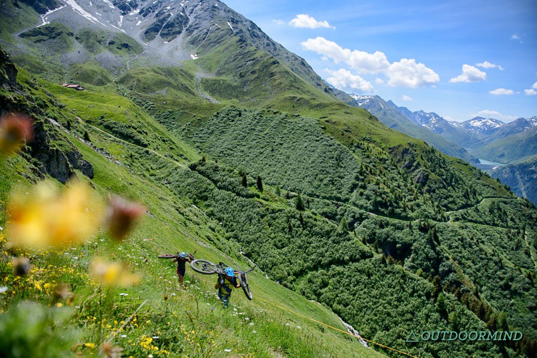 Hike-a-Bike-mit-Traumkulisse-Wallis-Bike-Verbier-Outdoormind Hike a Bike mit Bike Verbier