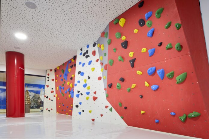Bouldern in der Kinderwelt im Zugspitz Resort Bouldern in der Kinderwelt im Zugspitz Resort
