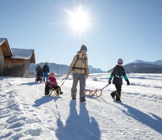 Winterkleidung für Kinder: Zwiebelprinzip richtig gemacht Warm angezogen beim Winterwandern
